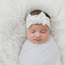 Load image into Gallery viewer, Crooked Crown Kids - Milk Fibre Headband White Floral
